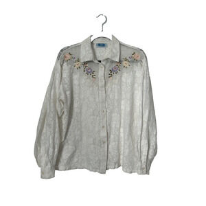 Vintage QPS Top Size M 100% Cotton Floral Lace Embroidered Button Up Blouse